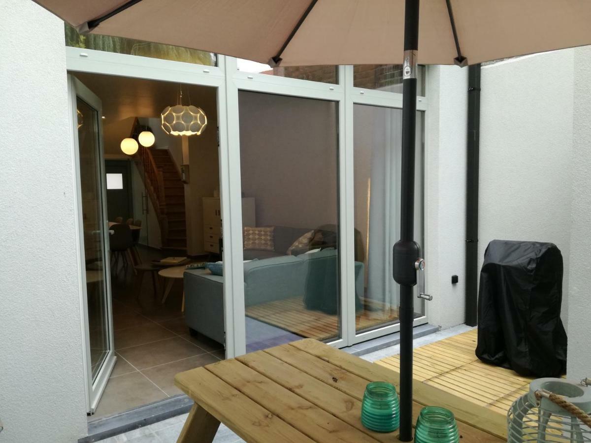 The Front Door N12 Villa Ypres Exterior photo