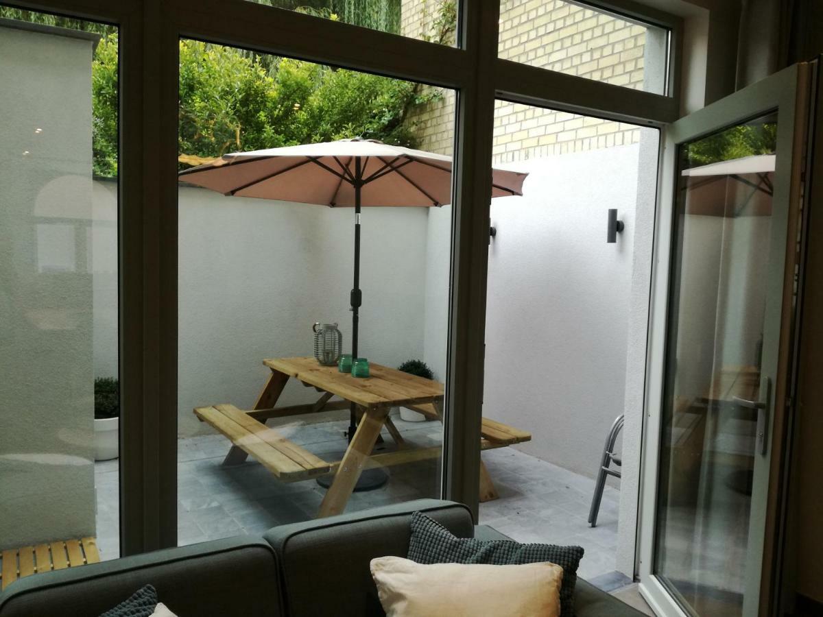 The Front Door N12 Villa Ypres Exterior photo